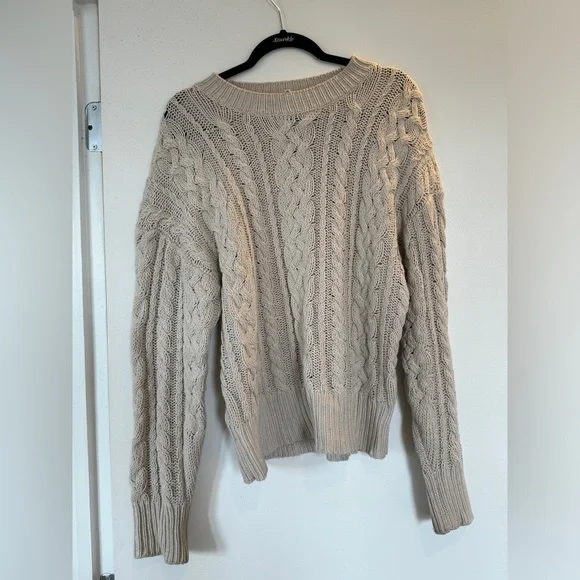 Reformation Sam Cotton Cashmere Oversized Crew Sweater in Gossamer Cable, size M - Picture 7 of 9